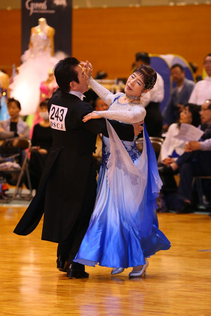 AT4J1243